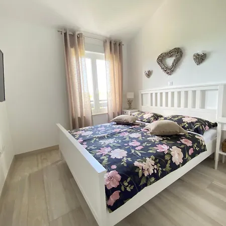 Villa Divina With Private Heated Pool *